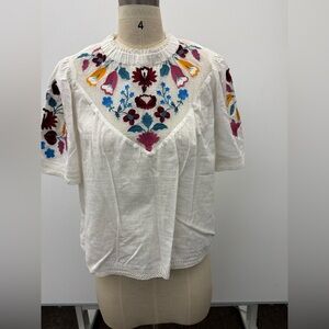 Jennifer & Grace Embroidered Floral White Top - Medium